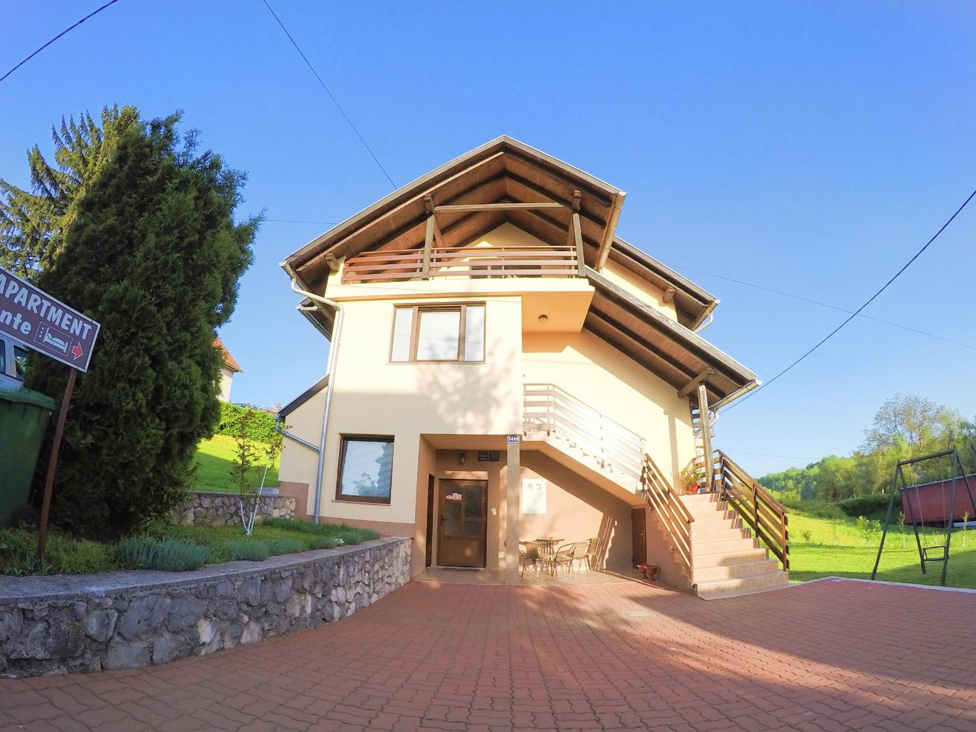 Apartment Ante Slunj Exterior photo