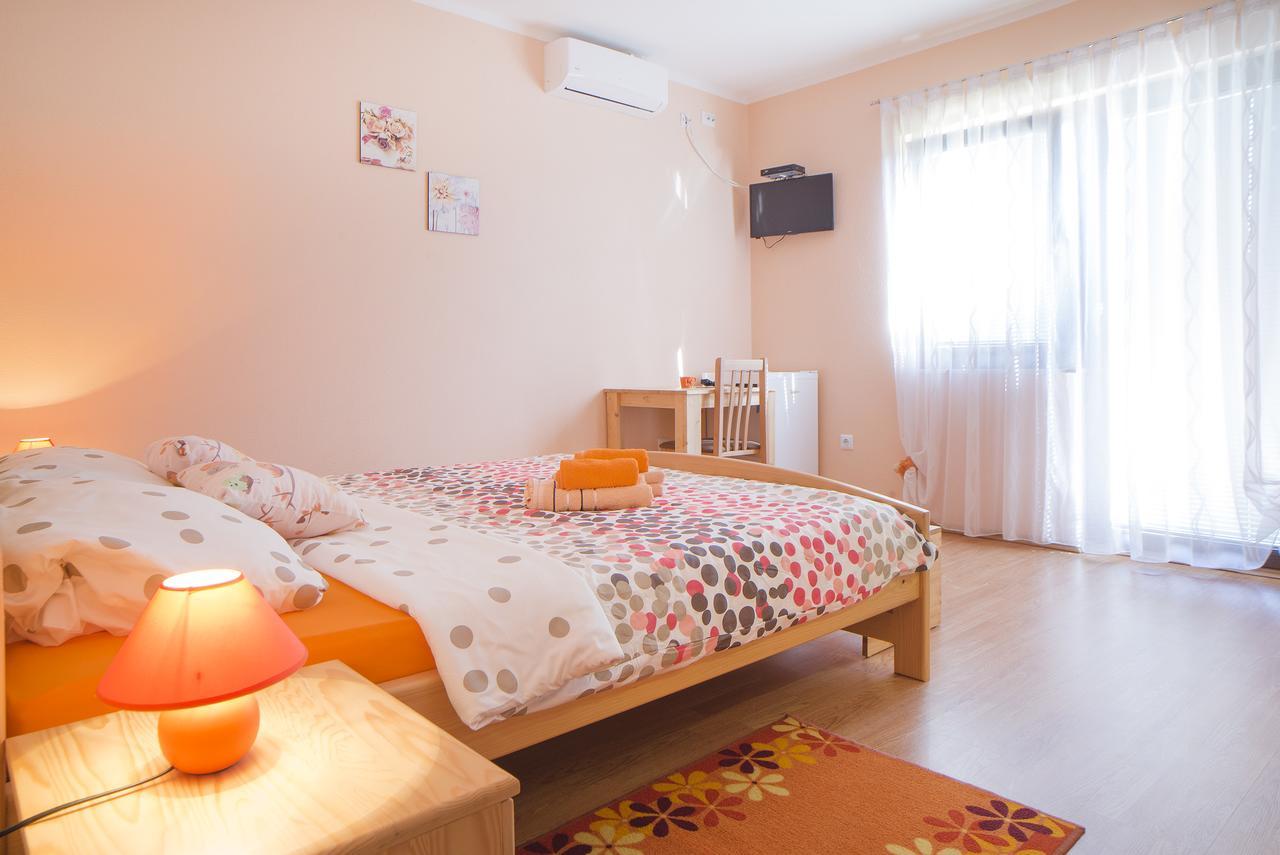 Apartment Ante Slunj Exterior photo