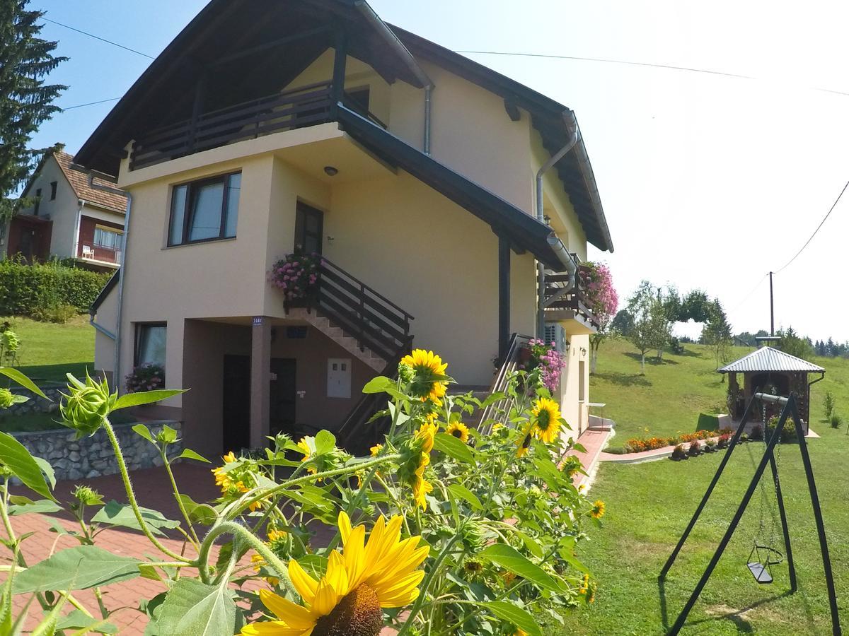 Apartment Ante Slunj Exterior photo